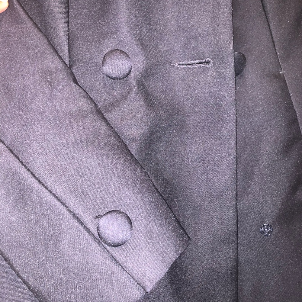 Coat - Picture 3 of 4